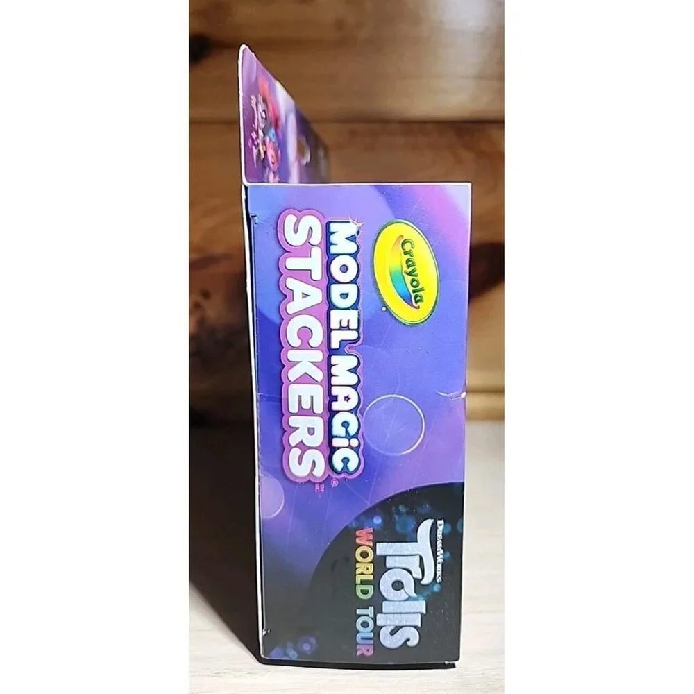 CRAYOLA TROLLS WORLD TOUR MODEL MAGIC STACKERS Trolls 2 Craft Kit Gift